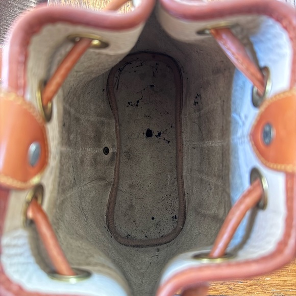 RARE! Vintage Dooney & Bourke Bucket Bag with tassels - Picture 8 of 8